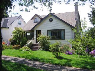 Photo 1: 201 OSBORNE Avenue in New Westminster: GlenBrooke North House for sale : MLS®# V839024