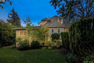 Photo 18: 3355 Weald Rd in VICTORIA: OB Uplands House for sale (Oak Bay)  : MLS®# 784401