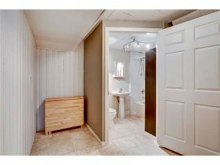 Photo 24: 5612 LADBROOKE Drive SW in Calgary: Lakeview House for sale : MLS®# C4036600