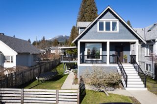 Photo 1: 222 E 25TH Street in North Vancouver: Upper Lonsdale House for sale : MLS®# R2755197