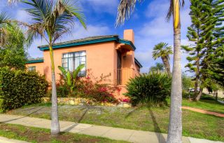 Photo 3: OCEAN BEACH House for sale : 2 bedrooms : 4303 Santa Cruz Ave in San Diego
