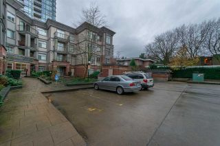 Photo 3: 217 10455 UNIVERSITY Drive in Surrey: Whalley Condo for sale in "D'COR" (North Surrey)  : MLS®# R2234286