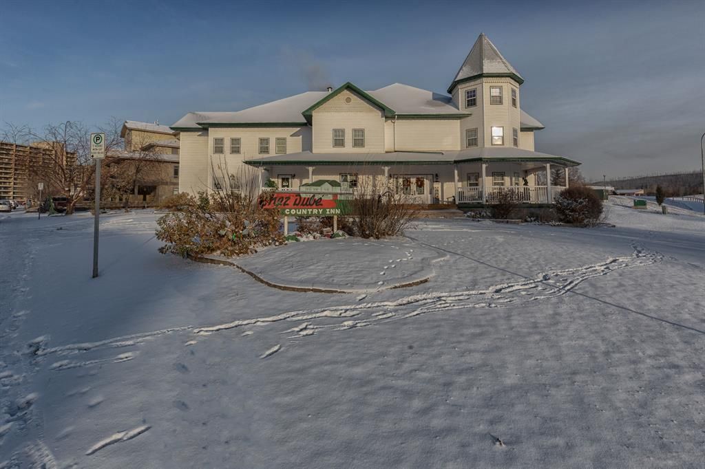 Main Photo: 10102 Fraser Avenue: Fort McMurray Hotel/Motel for sale : MLS®# A2011089