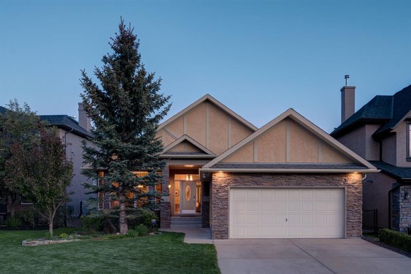 FEATURED LISTING: 349 Discovery Ridge Way Southwest Calgary