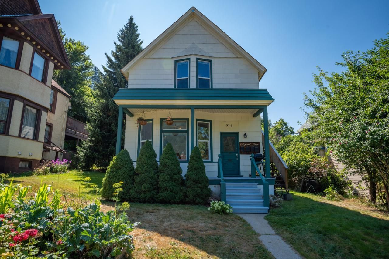 Main Photo: 916 EDGEWOOD AVENUE in Nelson: House for sale : MLS®# 2472582