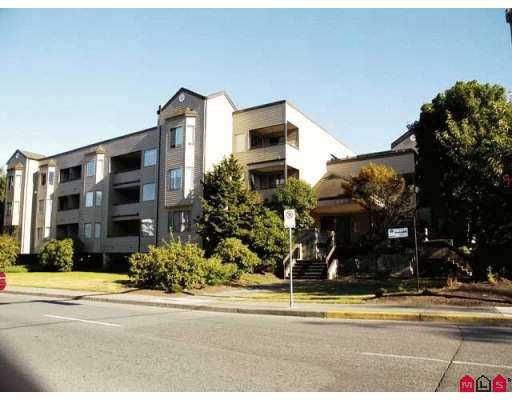 Main Photo: 313 5294 204TH ST in Langley: Langley City Condo for sale in "WATERS EDGE" : MLS®# F2615588