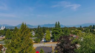 Photo 11: 15144 CANARY Drive in Surrey: Bolivar Heights House for sale (North Surrey)  : MLS®# R2300539