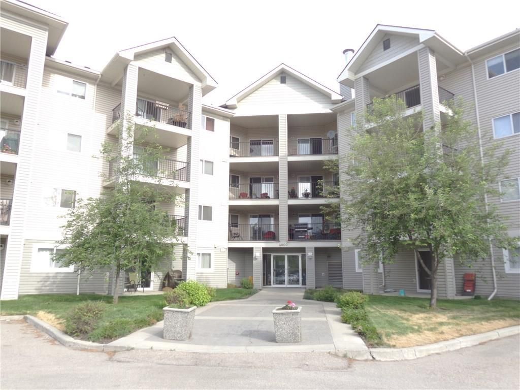 Main Photo: 4322 4975 130 Avenue SE in Calgary: McKenzie Towne Apartment for sale : MLS®# C4210217