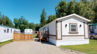 Photo 1: 33 3656 HILBORN Road in Quesnel: Quesnel - Town Manufactured Home for sale : MLS®# R2711575