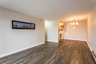 Photo 5: 327 22661 Lougheed Highway in Maple Ridge: East Central Condo for sale : MLS®# R2256005