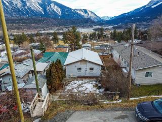 Photo 32: 682 VICTORIA STREET: Lillooet House for sale (South West)  : MLS®# 165673