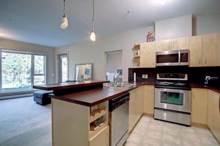 Photo 8: 113 69 Springborough Court SW in Calgary: Springbank Hill Apartment for sale : MLS®# A1246131