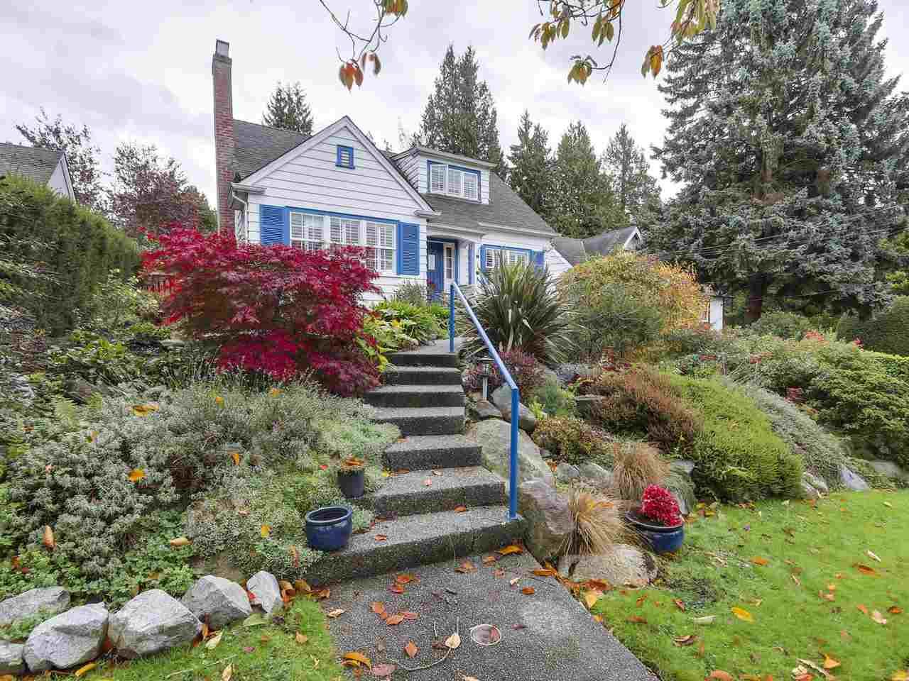 Main Photo: 5762 OLYMPIC Street, Vancouver