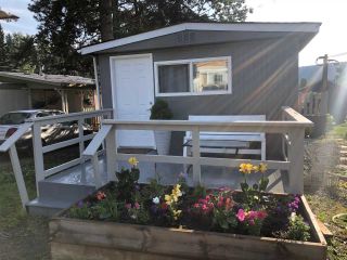 Photo 1: 16 95 LAIDLAW Road in Smithers: Smithers - Rural Manufactured Home for sale in "MOUNTAIN VIEW MOBILE HOME PARK" (Smithers And Area (Zone 54))  : MLS®# R2428480