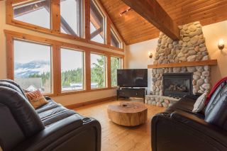 Photo 2: 1037 GLACIER VIEW Drive in Squamish: Garibaldi Highlands House for sale in "Garibaldi Highlands" : MLS®# R2155934