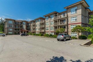 Photo 1: 221 2515 PARK Drive in Abbotsford: Abbotsford East Condo for sale in "Viva on Park" : MLS®# R2428656