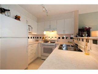Photo 10: 301 688 E 16TH Avenue in Vancouver: Fraser VE Condo for sale in "VINTAGE EAST SIDE" (Vancouver East)  : MLS®# V834887