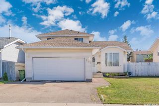 Photo 2: 107 Hall Crescent in Saskatoon: Westview Heights Residential for sale : MLS®# SK868538