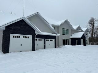 Photo 2: 49125 1 Highway East in Richer: R06 Residential for sale : MLS®# 202302230