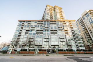 Photo 1: 803 1618 QUEBEC Street in Vancouver: Mount Pleasant VE Condo for sale in "Central" (Vancouver East)  : MLS®# R2647527