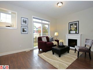 Photo 2: 117 19551 66 Avenue in : Clayton Townhouse for sale (Cloverdale)  : MLS®# F1225208