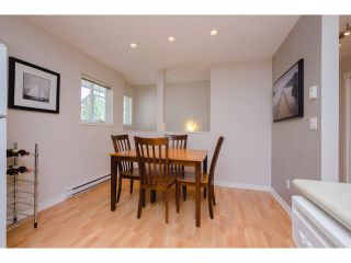 Photo 6: 31 5839 PANORAMA Drive in Surrey: Sullivan Station Townhouse for sale in "Forest Gate" : MLS®# F1441594