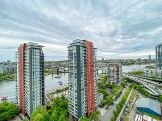Photo 10: 2206 33 SMITHE Street in Vancouver: Yaletown Condo for sale in "Cooper's Lookout" (Vancouver West)  : MLS®# R2881417