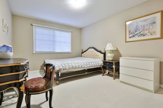 Photo 14: 104 16995 64 AVENUE in Surrey: Cloverdale BC Townhouse for sale (Cloverdale)  : MLS®# R2240642