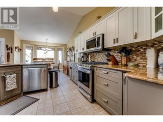 Photo 8: 648 6TH Avenue Swan Lake West: Okanagan Shuswap Real Estate Listing: MLS®# 10310682