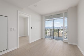 Photo 3: 2401 7433 CAMBIE Street in Vancouver: South Cambie Condo for sale in "Cambie Gardens" (Vancouver West)  : MLS®# R2872830