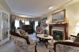 Photo 3: 15762 92A Avenue in Surrey: Fleetwood Tynehead House for sale : MLS®# R2120115