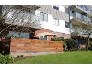 Photo 9: 10 308 W 2ND Street in North Vancouver: Lower Lonsdale Condo for sale in "Mohan Gardens" : MLS®# V1055350