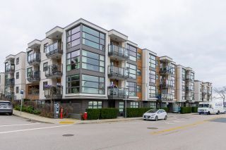 Photo 3: 403 1160 OXFORD Street: White Rock Condo for sale in "NewPort at West Beach" (South Surrey White Rock)  : MLS®# R2654316