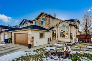 Photo 1: 577 Fairways Crescent NW: Airdrie Detached for sale : MLS®# A1053256