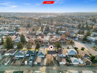Photo 4: 3213 Dover Road SE in Calgary: Dover Detached for sale : MLS®# A2122540