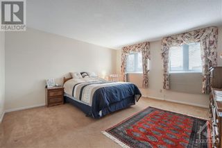 Photo 13: 17 PITTAWAY AVENUE in Ottawa: House for sale : MLS®# 1386742