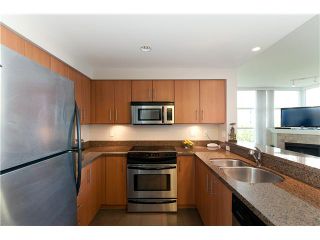 Photo 3: 401 189 NATIONAL Avenue in Vancouver: Mount Pleasant VE Condo for sale in "SUSSEX" (Vancouver East)  : MLS®# V906022