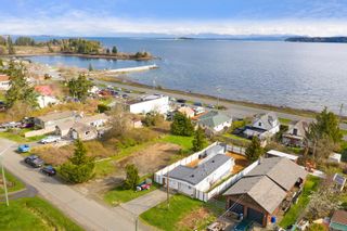 Photo 9: 5572 Horne St in Union Bay: CV Union Bay/Fanny Bay House for sale (Comox Valley)  : MLS®# 899061
