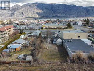 Photo 89: 8410 97th Street in Osoyoos: Hospitality for sale : MLS®# 10305964