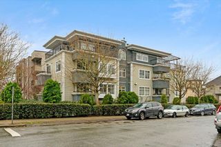 Photo 1: 303 29 TEMPLETON Drive in Vancouver: Hastings Condo for sale (Vancouver East)  : MLS®# R2864856
