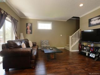 Photo 3: 116 2920 Phipps Rd in VICTORIA: La Langford Proper Row/Townhouse for sale (Langford)  : MLS®# 801666