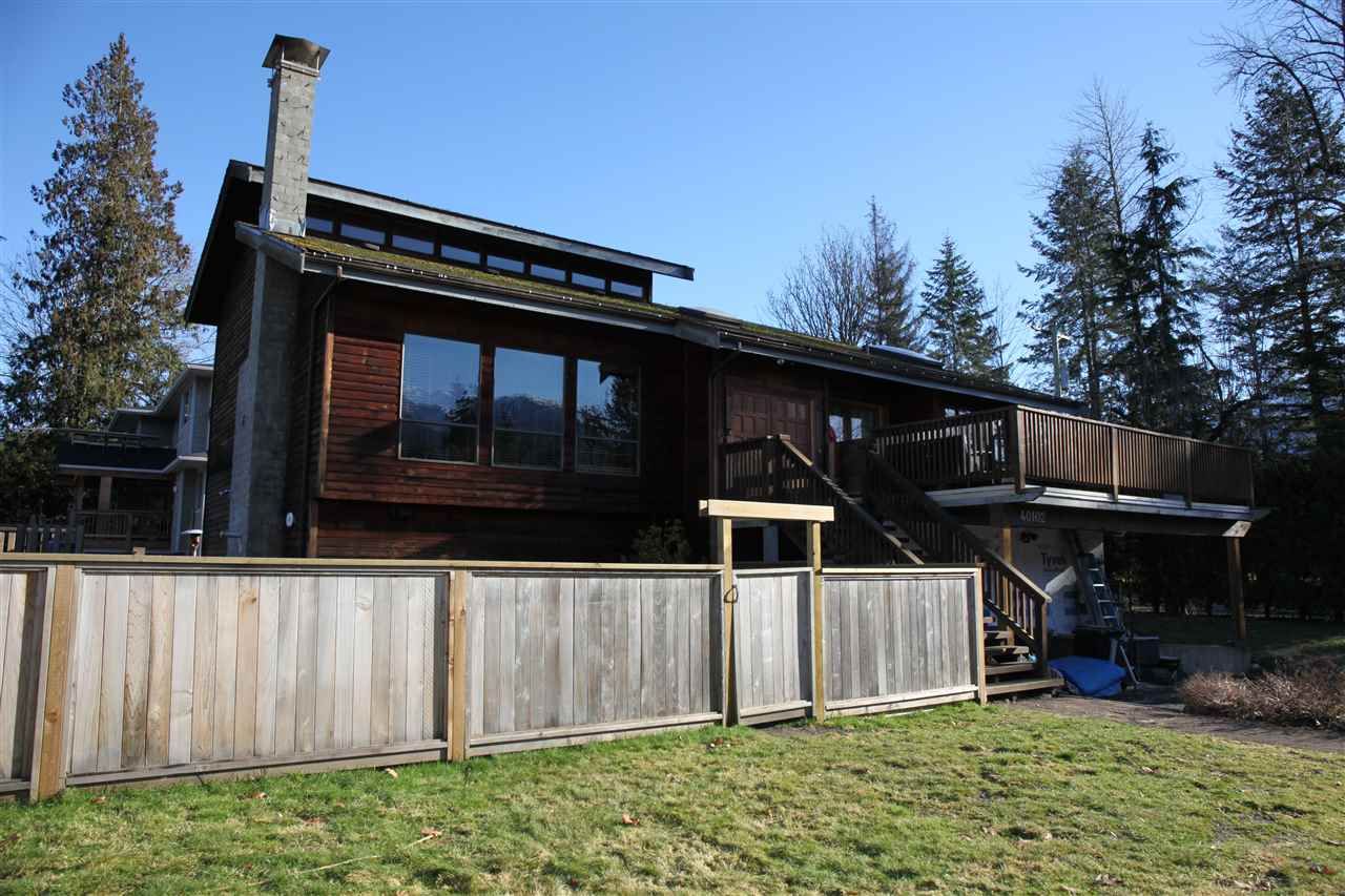 Main Photo: 2111 MAMQUAM Road in Squamish: Garibaldi Estates House for sale : MLS®# R2338612