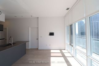 Photo 10: 2208 365 Prince Of Wales Drive in Mississauga: City Centre Condo for lease : MLS®# W8205796