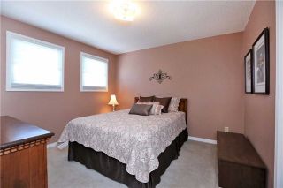 Photo 7: 800 Clements Drive in Milton: Timberlea House (2-Storey) for sale : MLS®# W3332307