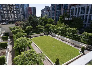 Photo 3: 408 1225 RICHARDS Street in Vancouver: Downtown VW Condo for sale in "Eden" (Vancouver West)  : MLS®# V1069559