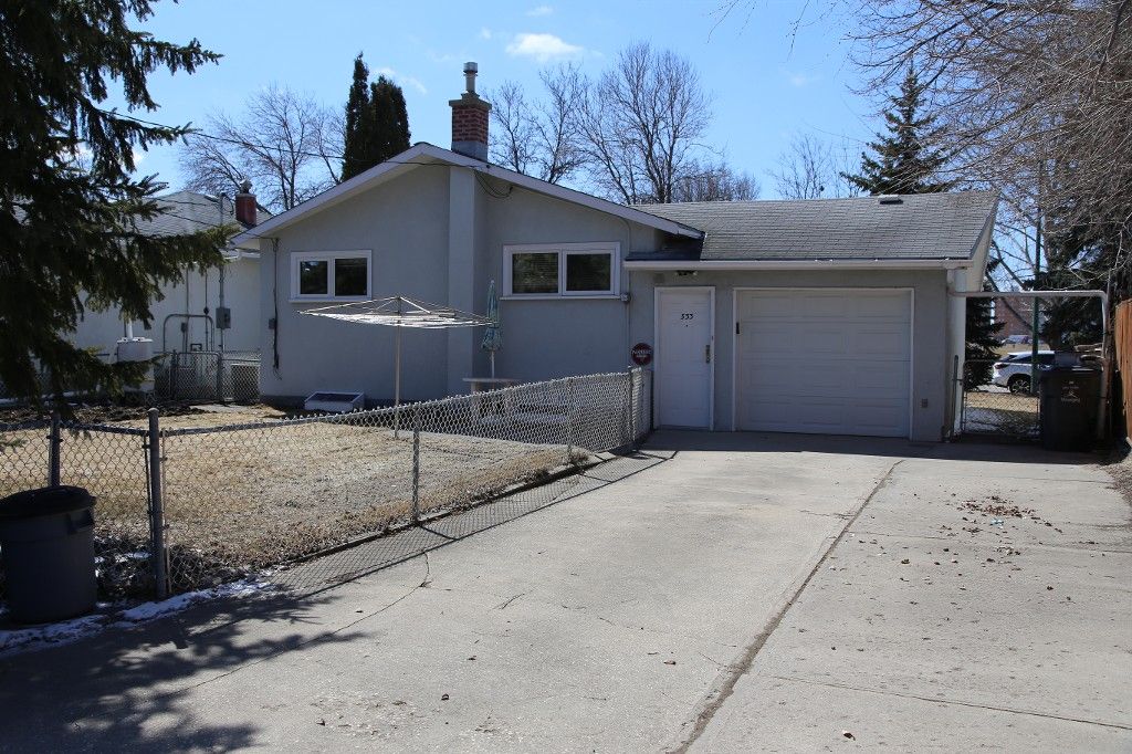 Photo 21: Photos: 533 Nathaniel Street in Winnipeg: River Heights Single Family Detached for sale (South Winnipeg)  : MLS®# 1608534