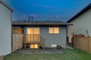 Photo 2: 257 Bedford Circle NE in Calgary: Beddington Heights Semi Detached for sale : MLS®# A1112060
