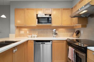 Photo 6: 401 3580 W 41ST AVENUE in Vancouver: Southlands Condo for sale (Vancouver West)  : MLS®# R2484432