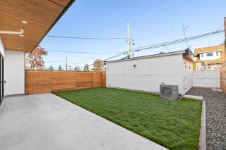 Photo 2: 2035 KITCHENER STREET in Vancouver: Grandview Woodland 1/2 Duplex for sale (Vancouver East)  : MLS®# R2835008