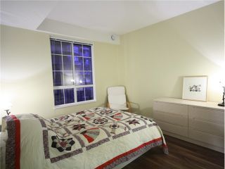 Photo 4: 325 5835 HAMPTON Place in Vancouver: University VW Condo for sale (Vancouver West)  : MLS®# V926739